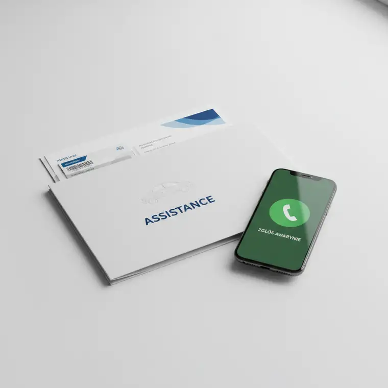 Samochód na pasie awaryjnym autostrady, kierowca korzysta z assistance samochodowego i dzwoni po pomoc, aby uniknąć dodatkowych kosztów holowania